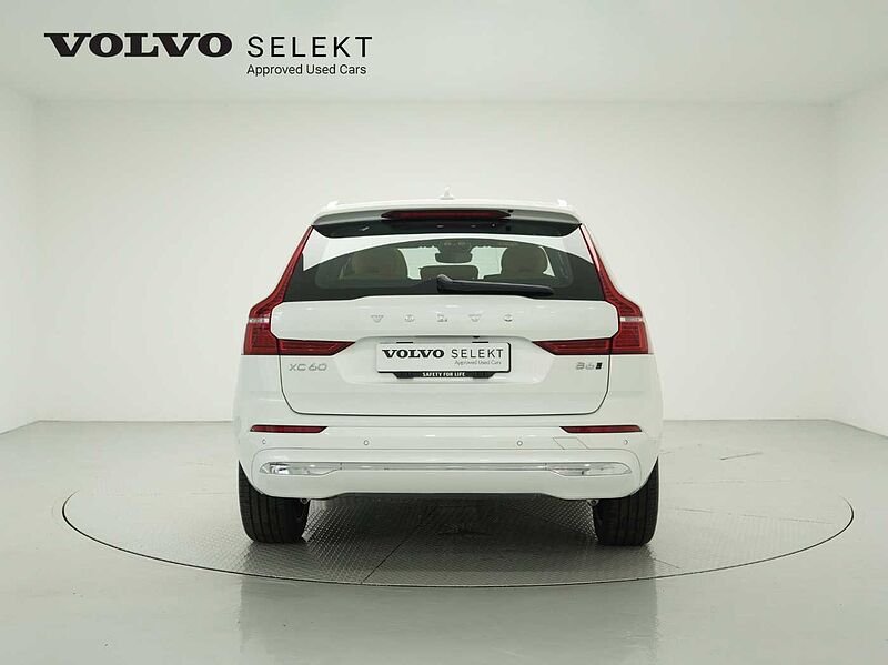 Volvo  Ultimate, B6 AWD mild hybrid, 가솔린, Bright