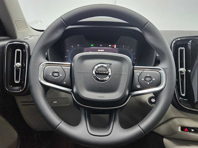 Volvo  Ultimate, B4 AWD 마일드 하이브리드, 가솔린, 브라이트