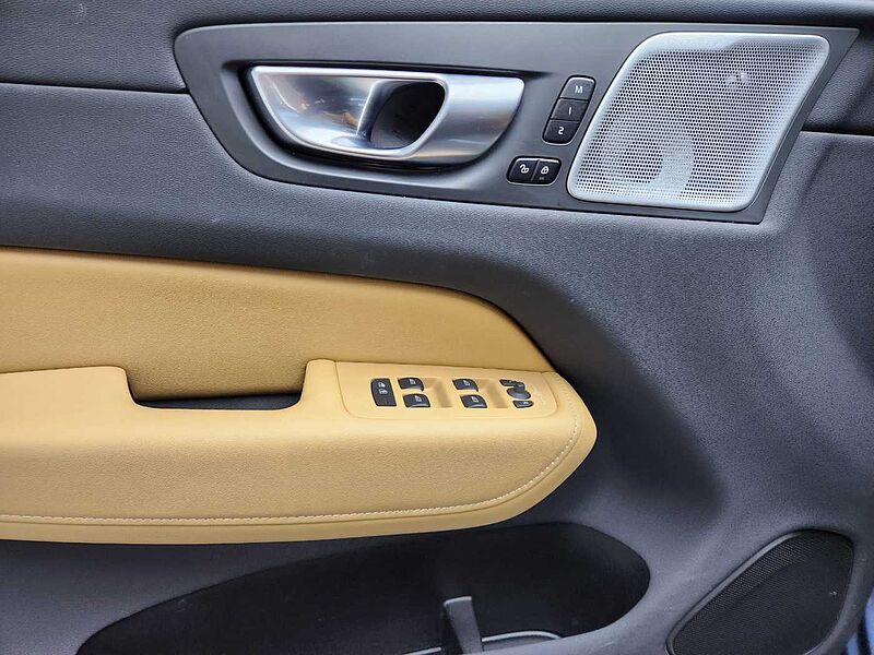 Volvo  Ultimate, B6 AWD mild hybrid, 가솔린, Bright