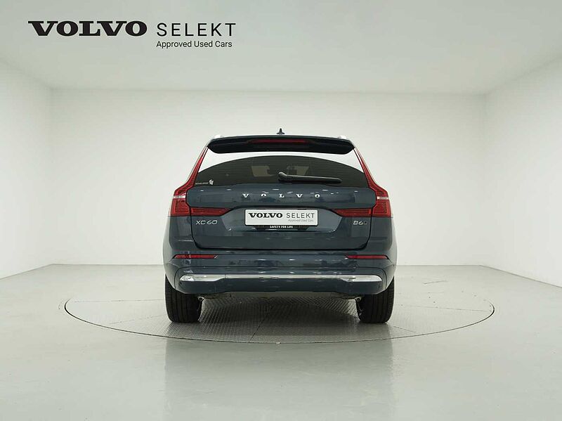 Volvo  Ultimate, B6 AWD mild hybrid, 가솔린, Bright