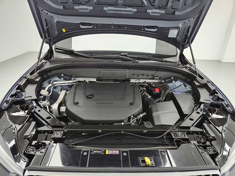 Volvo  Ultimate, B6 AWD mild hybrid, 가솔린, Bright