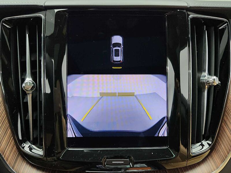 Volvo  Ultimate, B6 AWD mild hybrid, 가솔린, Bright