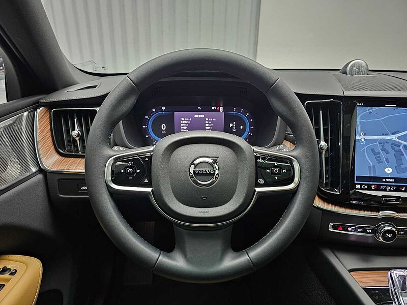 Volvo  Ultimate, B6 AWD 마일드 하이브리드, 가솔린, 브라이트