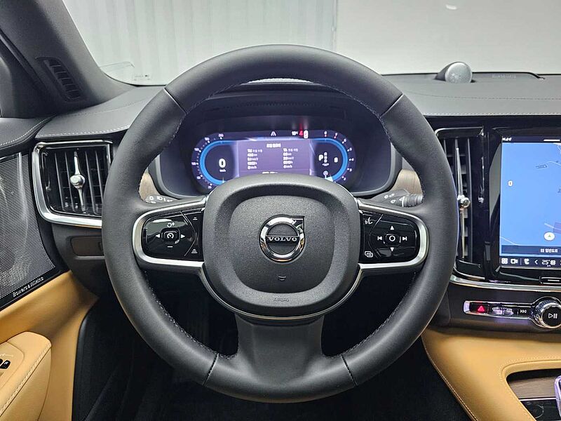 Volvo  Ultimate, B5 마일드 하이브리드, 가솔린, 브라이트