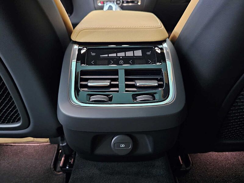 Volvo  Ultimate, B5 AWD 마일드 하이브리드, 가솔린, 브라이트