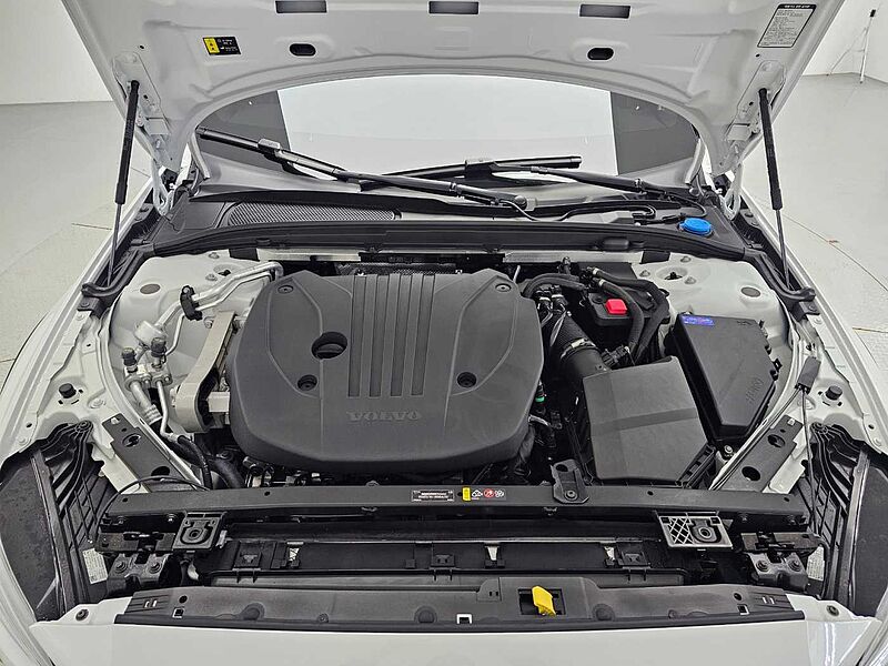 Volvo  Ultimate, B5 AWD 마일드 하이브리드, 가솔린, 브라이트