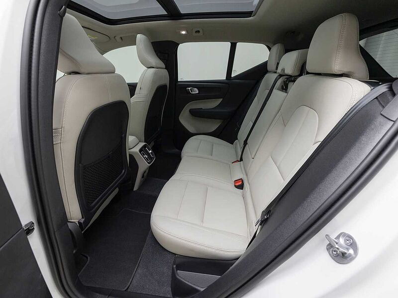 Volvo  Ultimate, B4 AWD 마일드 하이브리드, 가솔린, 브라이트