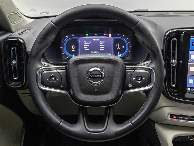 Volvo  Ultra, B4 AWD 마일드 하이브리드, 가솔린, 브라이트