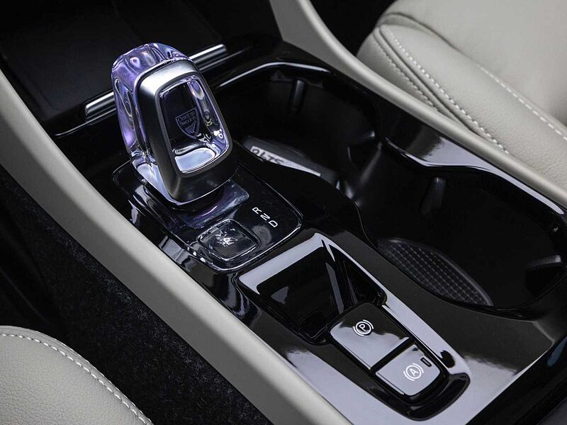Volvo  Ultra, B4 AWD 마일드 하이브리드, 가솔린, 브라이트