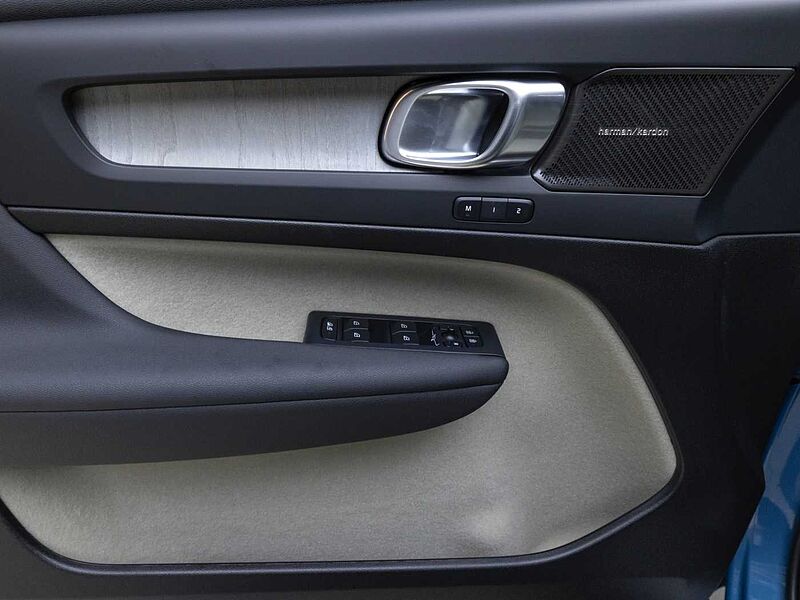 Volvo  Ultra, B4 AWD 마일드 하이브리드, 가솔린, 브라이트