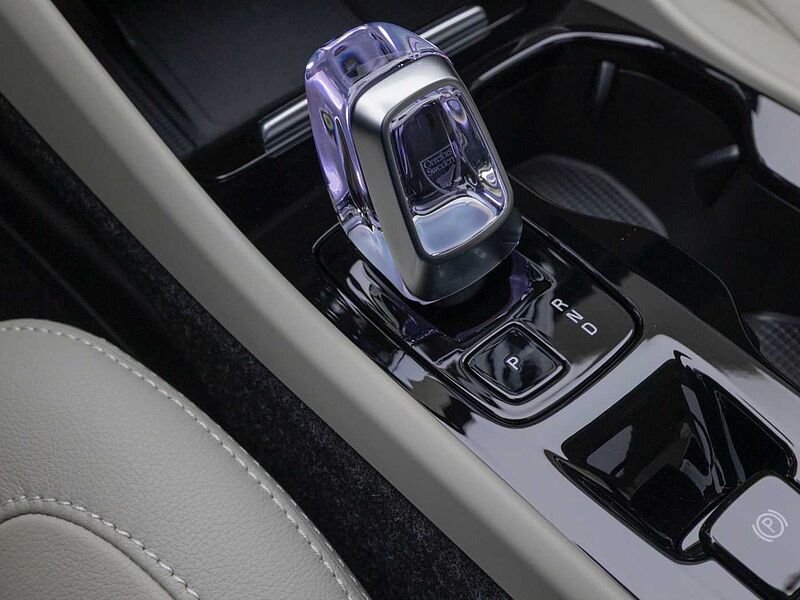 Volvo  Ultra, B4 AWD 마일드 하이브리드, 가솔린, 브라이트