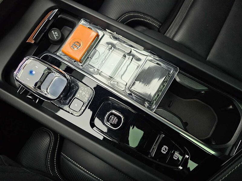 Volvo  Ultimate, B6 AWD 마일드 하이브리드, 가솔린, 브라이트