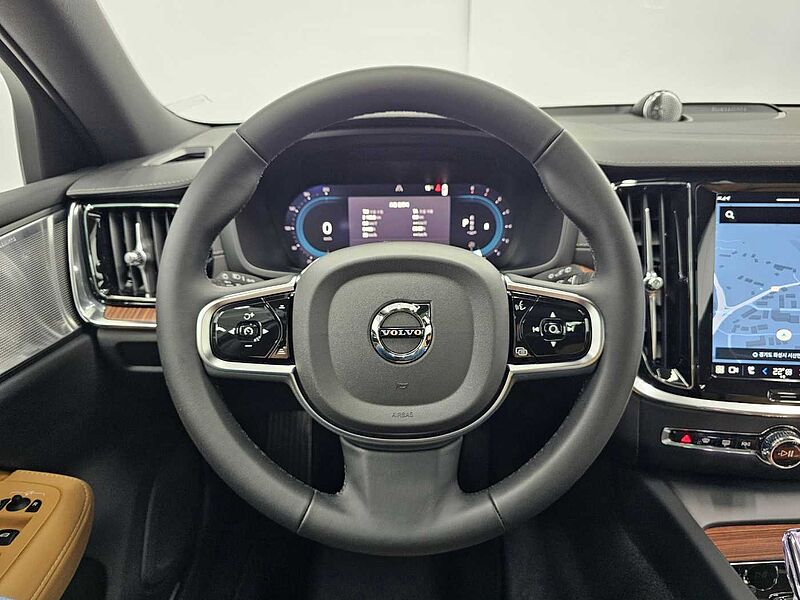 Volvo  Ultimate, B5 AWD 마일드 하이브리드, 가솔린
