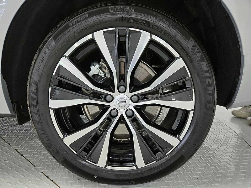 Volvo  Ultra, B6 AWD 마일드 하이브리드, 가솔린, 브라이트