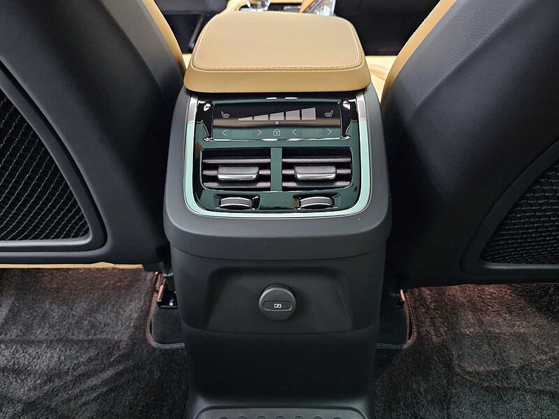 Volvo  Recharge Ultimate, T8 AWD 플러그-인 하이브리드, 전기/가솔린, 브라이트, 7 좌석