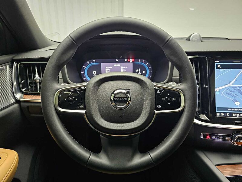 Volvo  Ultra, B5 AWD 마일드 하이브리드, 가솔린, 브라이트