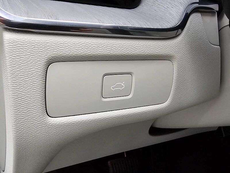 Volvo  Ultra, B6 AWD 마일드 하이브리드, 가솔린, 브라이트