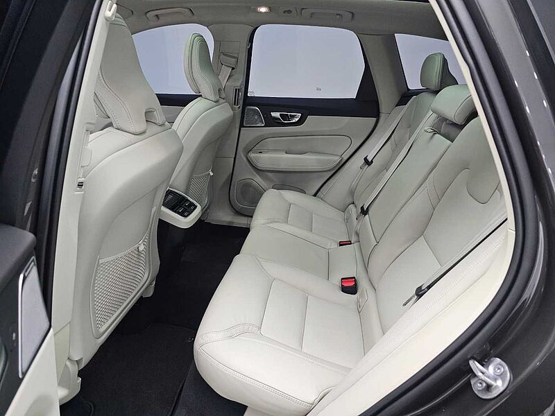 Volvo  Ultra, B6 AWD 마일드 하이브리드, 가솔린, 브라이트