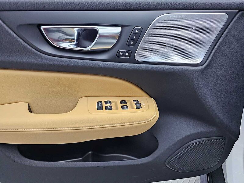 Volvo  Ultimate, B5 AWD 마일드 하이브리드, 가솔린, 브라이트