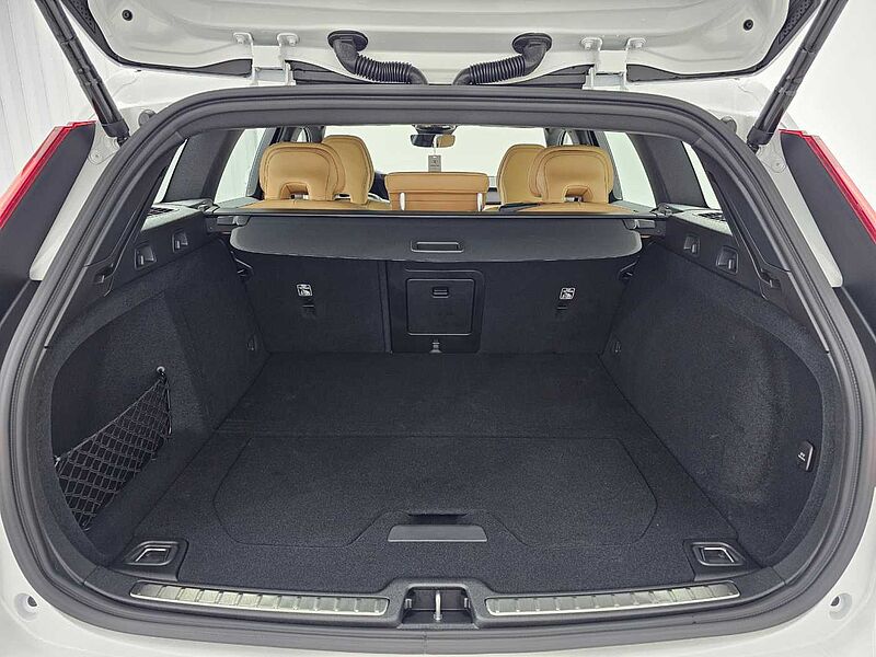 Volvo  Ultimate, B5 AWD 마일드 하이브리드, 가솔린, 브라이트