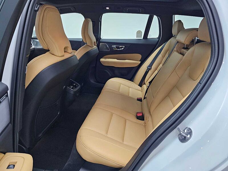 Volvo  Ultimate, B5 AWD 마일드 하이브리드, 가솔린, 브라이트