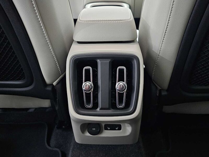 Volvo  Ultra, B4 AWD 마일드 하이브리드, 가솔린, 브라이트
