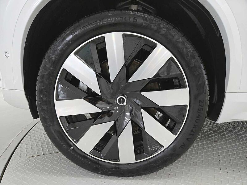 Volvo Recharge Ultimate, T8 AWD 플러그-인 하이브리드, 전기/가솔린, 브라이트, 7 좌석