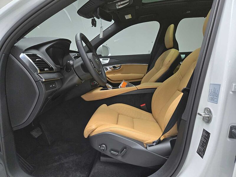 Volvo Recharge Ultimate, T8 AWD 플러그-인 하이브리드, 전기/가솔린, 브라이트, 7 좌석