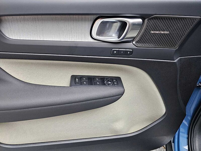 Volvo  Ultra, B4 AWD 마일드 하이브리드, 가솔린, 브라이트