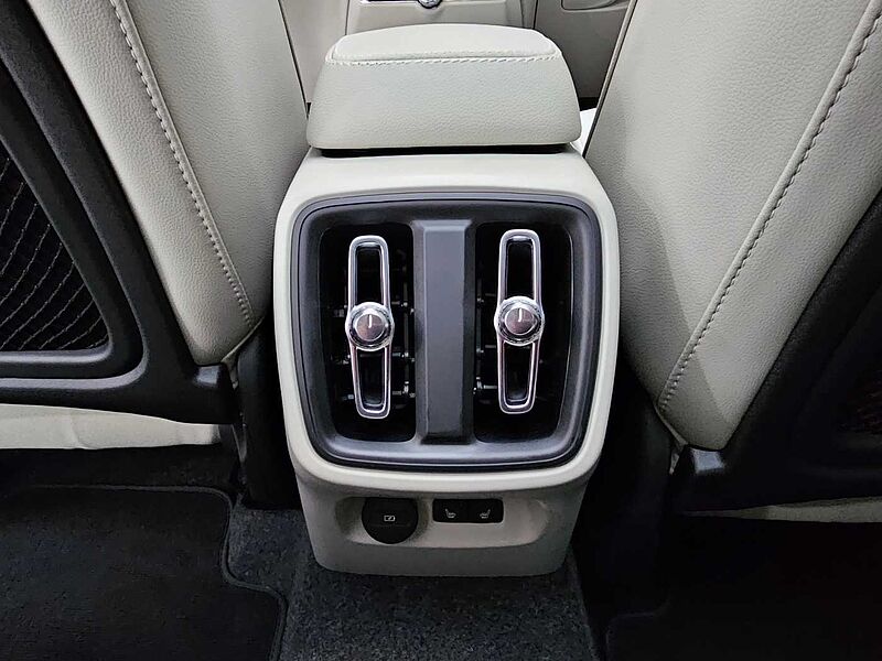 Volvo  Ultra, B4 AWD 마일드 하이브리드, 가솔린, 브라이트