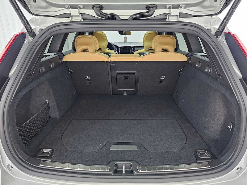 Volvo  Ultra, B5 AWD 마일드 하이브리드, 가솔린, 브라이트