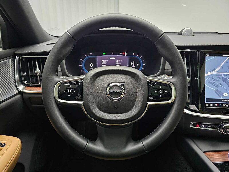 Volvo  Ultra, B5 AWD 마일드 하이브리드, 가솔린, 브라이트