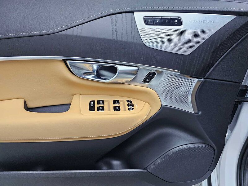 Volvo  Ultimate, B6 AWD 마일드 하이브리드, 가솔린, 브라이트, 7 좌석