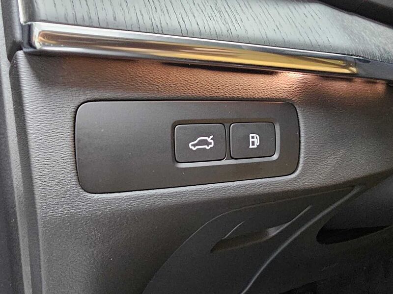 Volvo  Recharge Ultimate, T8 AWD 플러그-인 하이브리드, 전기/가솔린, 브라이트, 7 좌석