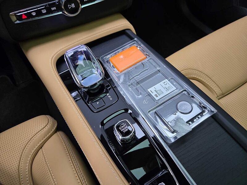 Volvo  Ultimate, B6 AWD 마일드 하이브리드, 가솔린, 브라이트, 7 좌석