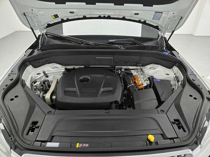 Volvo  Recharge Ultimate, T8 AWD 플러그-인 하이브리드, 전기/가솔린, 브라이트, 7 좌석