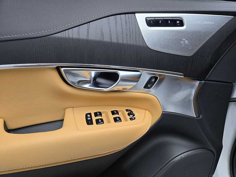 Volvo  Recharge Ultimate, T8 AWD 플러그-인 하이브리드, 전기/가솔린, 브라이트, 7 좌석