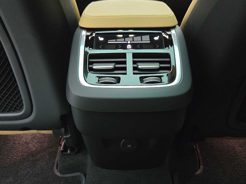Volvo  Ultimate, B6 AWD 마일드 하이브리드, 가솔린, 브라이트, 7 좌석