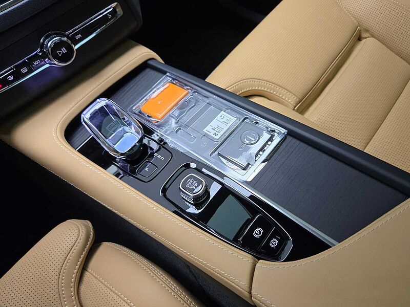 Volvo  Ultimate, B6 AWD 마일드 하이브리드, 가솔린, 브라이트, 7 좌석
