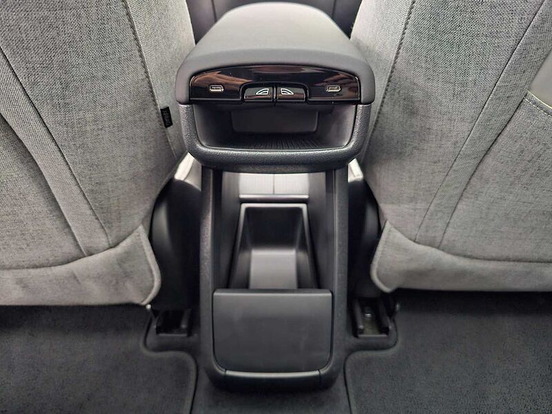Volvo  Ultra, Single Motor Extended Range, 전기