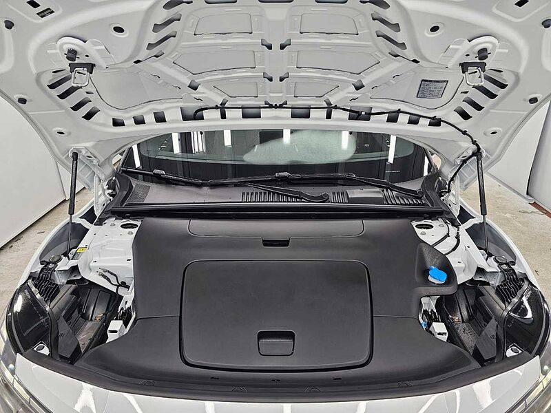 Volvo  Ultra, Single Motor Extended Range, 전기