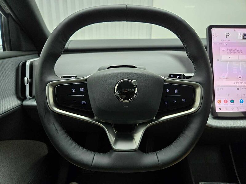 Volvo  Ultra, Single Motor Extended Range, 전기
