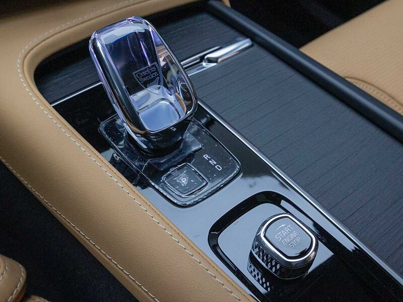 Volvo Recharge Ultimate, T8 AWD 플러그-인 하이브리드, 전기/가솔린, 브라이트, 7 좌석