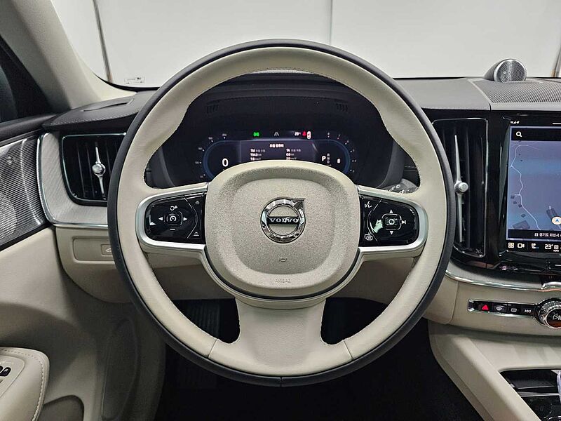Volvo  Ultra, B5 AWD 마일드 하이브리드, 가솔린, 브라이트