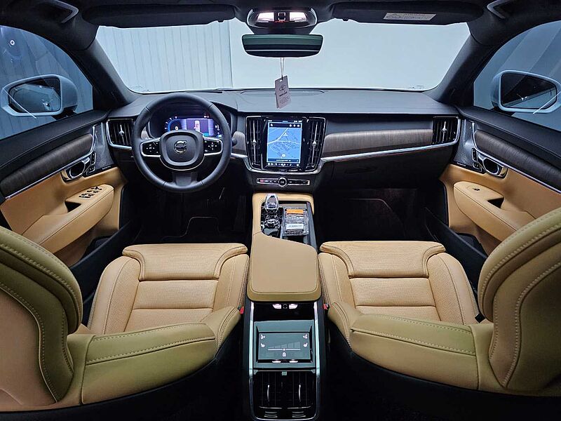 Volvo  Ultra, B5 마일드 하이브리드, 가솔린, 브라이트