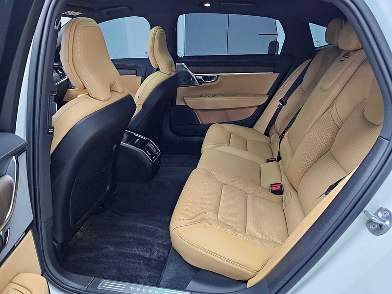 Volvo  Ultra, B5 마일드 하이브리드, 가솔린, 브라이트