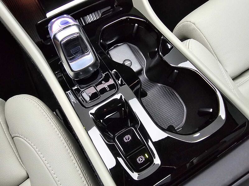 Volvo  Ultra, B4 AWD 마일드 하이브리드, 가솔린, 브라이트