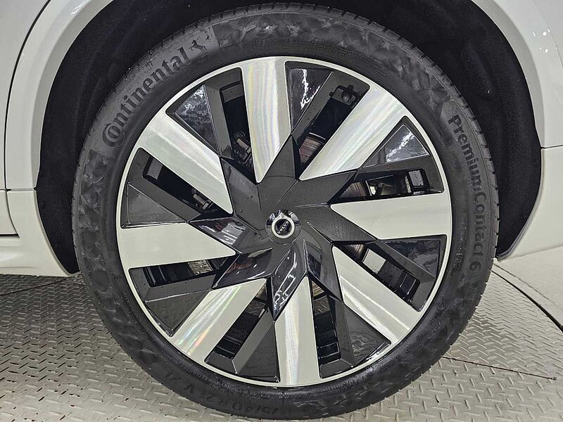 Volvo Ultra, T8 AWD 플러그-인 하이브리드, 전기/가솔린, 브라이트, 7 좌석