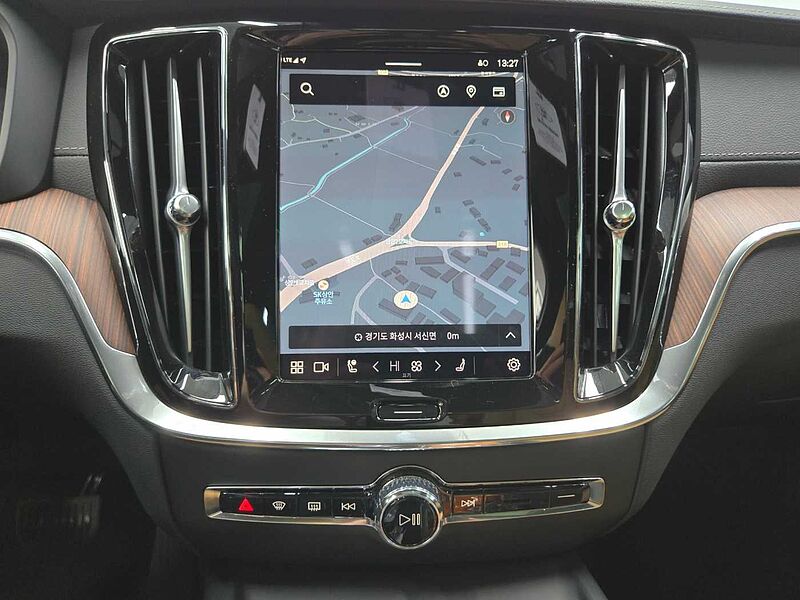 Volvo  Ultra, B5 AWD 마일드 하이브리드, 가솔린, 브라이트
