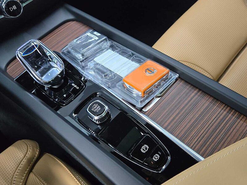 Volvo  Ultra, B5 AWD 마일드 하이브리드, 가솔린, 브라이트